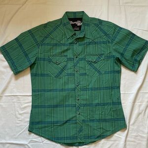 Wrangler 20x Men's Casual Green and Blue Plaid snap Cotton Short Sleeve Shirt